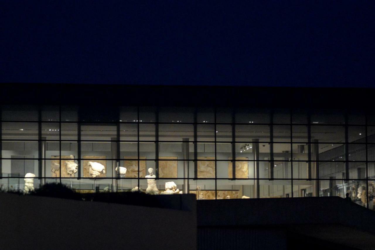 Acropolis Amazing Balcony View 3 Minutes Walking To The Museum Apartment เอเธนส์ ภายนอก รูปภาพ